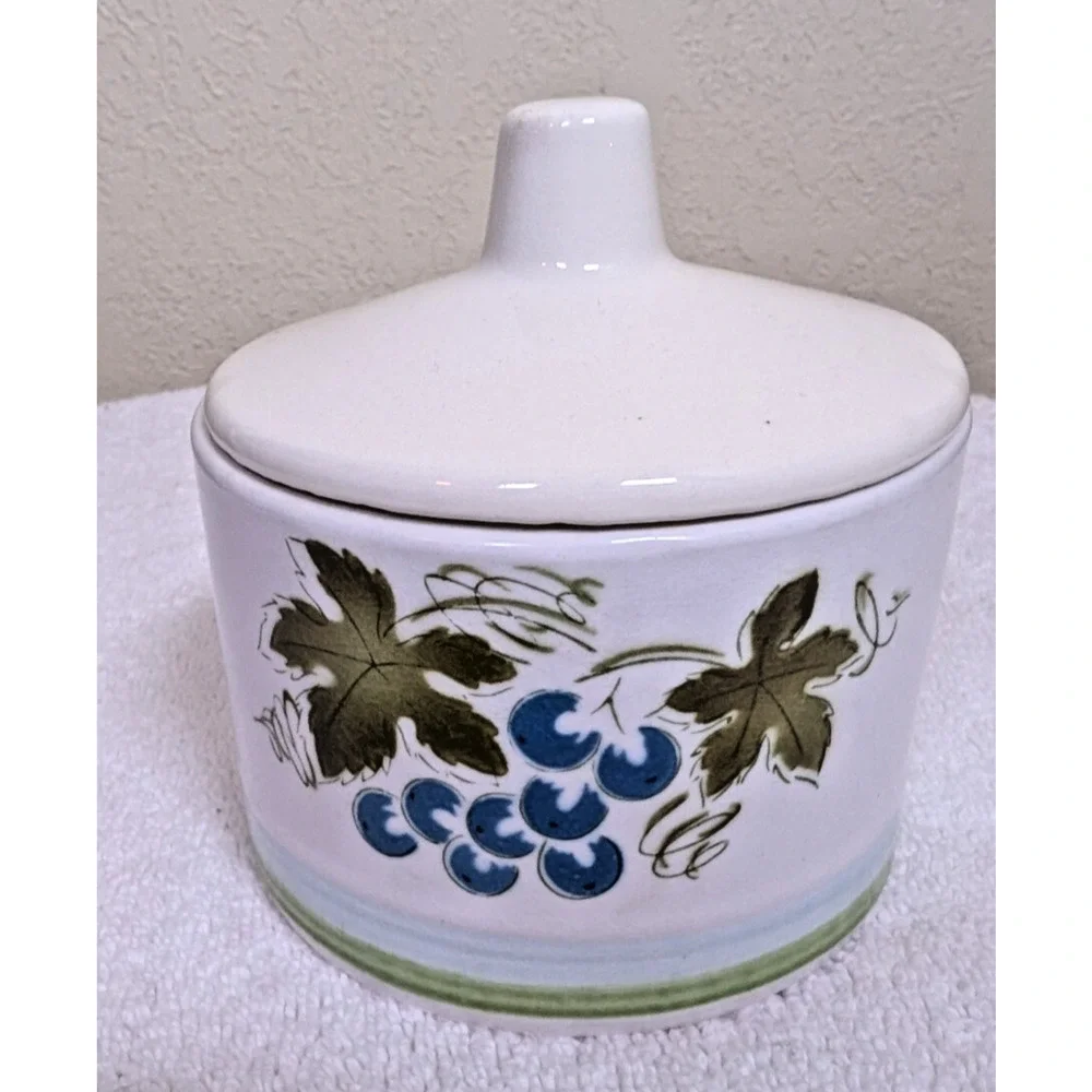 Harmony House, Blue Grapes, Ironstone, Mid Century Modern, Covered Sugar Bowl